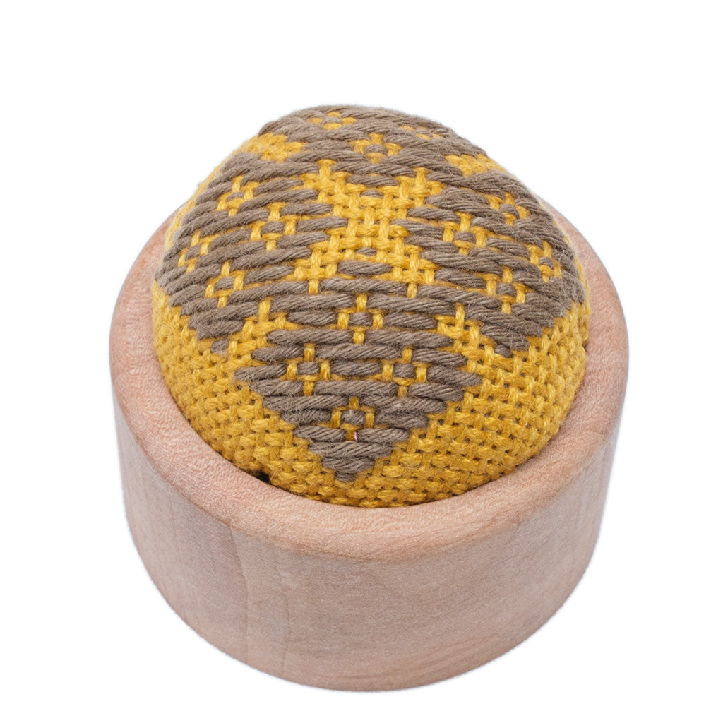 木の針さし<br>-まる-