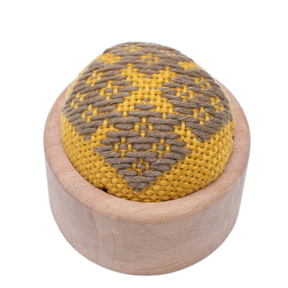 木の針さし<br>-まる-